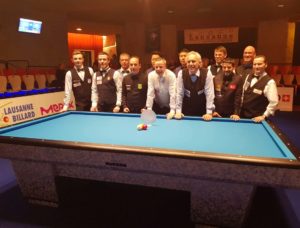 Les 12 joueurs présents lors du Lausanne Billard Master (Crédit photo: Page Facebook de l'événement)